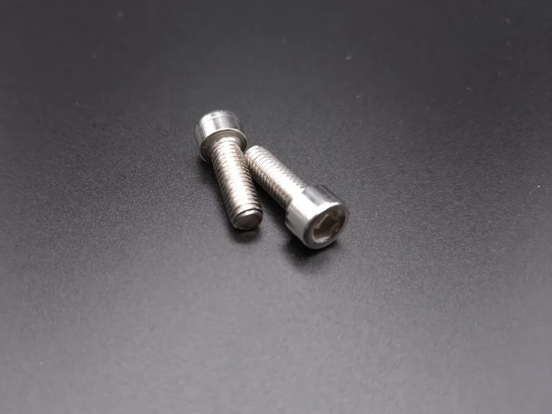 CONVERTER Hexagon Socket Screw M5x14
