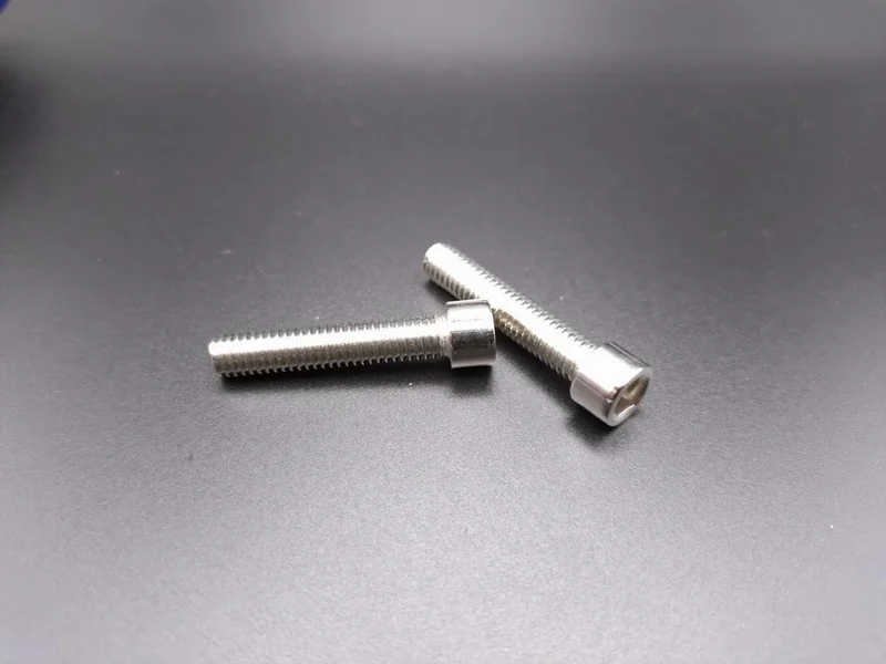 WANDLER Innensechskantschraube M6x30 für Lenksäule