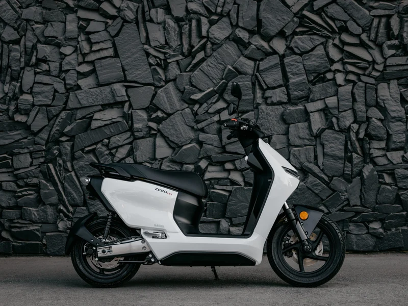 Zero Motorcycles LS1 E-Roller