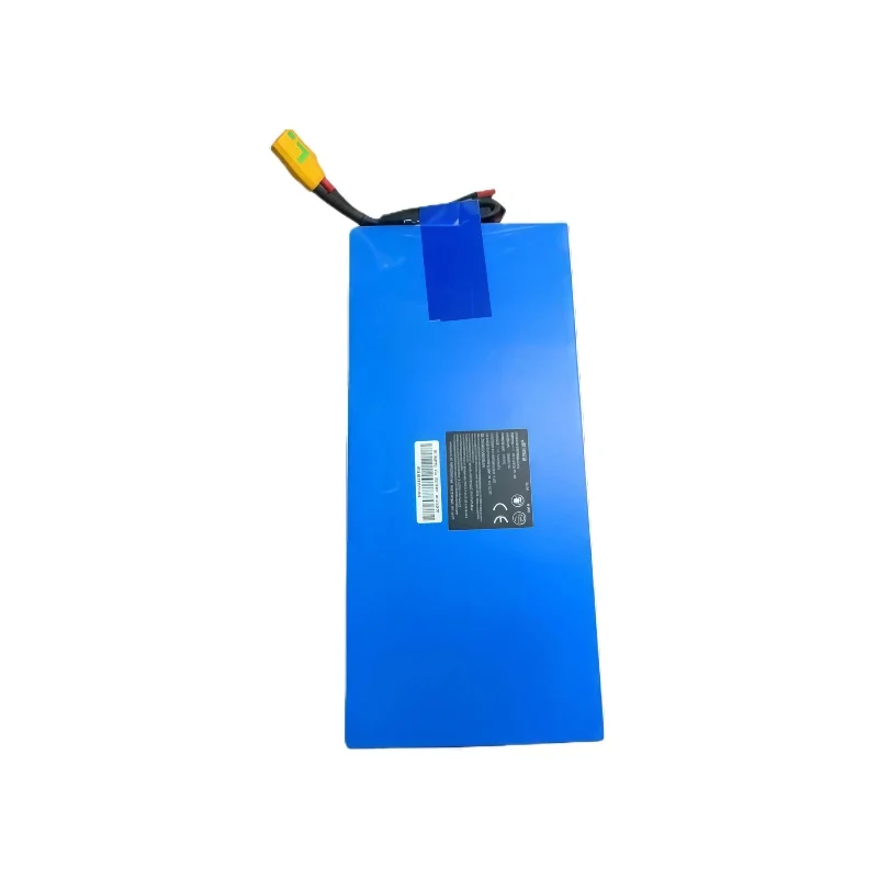Akkutausch beim KuKirin G4 Elektroroller