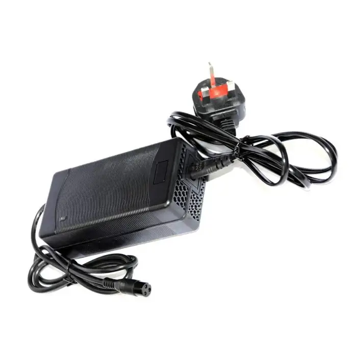 Ladegerät für Elektroroller KuKirin M4, M4 Pro, M5 Pro und VSETT