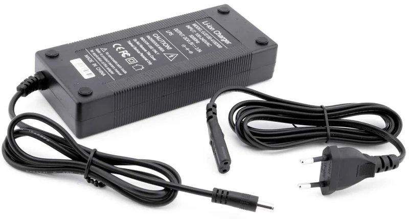 Ladegerät 41,5V / 3,0A