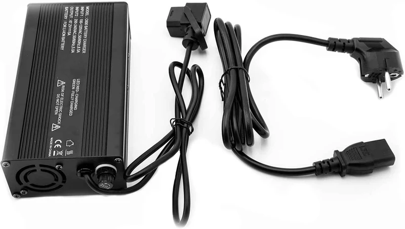 Ladegerät 67,2 V / 5,0 A