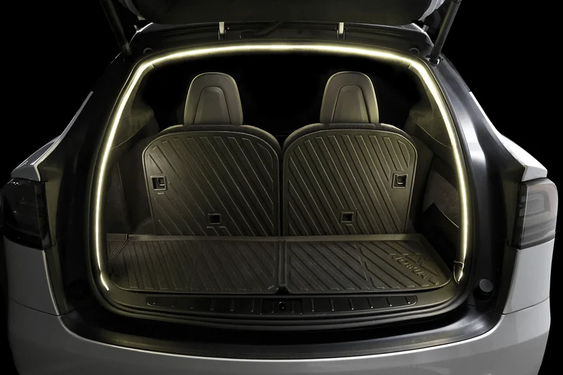 Tesla Model X Trunk Ambient Light - USB-C LED Strip