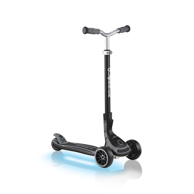 Globber Ultimum Lights 可摺疊三輪滑板車