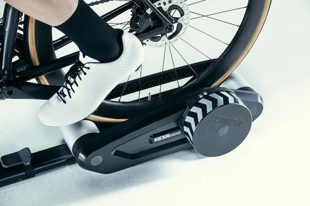wahoo KICKR ROLLR SMART TRAINER w/SINGLE-SIDED POWRLINK PEDAL