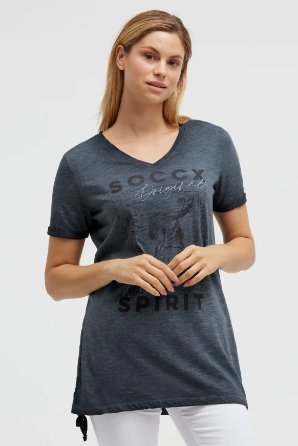 SOCCX Langes T-Shirt mit Seitenraffung und Print