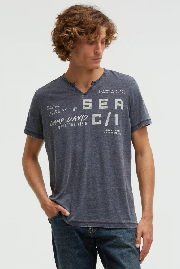 CAMP DAVID Ausbrenner-Shirt mit Used Look und Label Prints