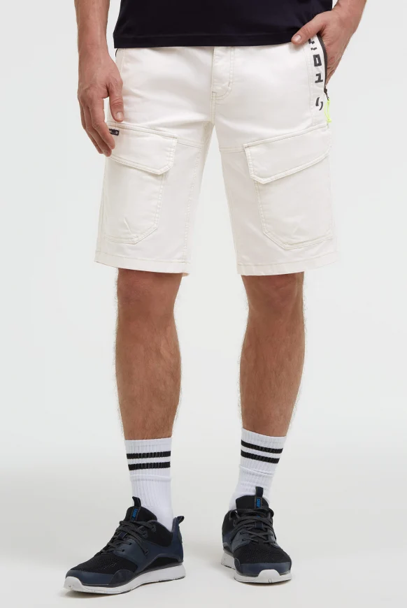 CAMP DAVID Skater Shorts mit Zippertaschen