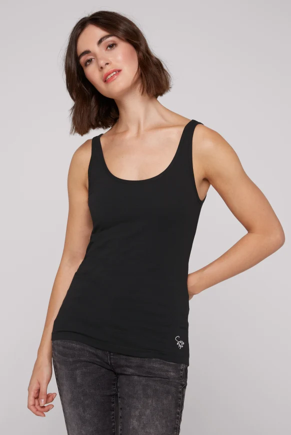 SOCCX Basic Top mit Mini Logo Print