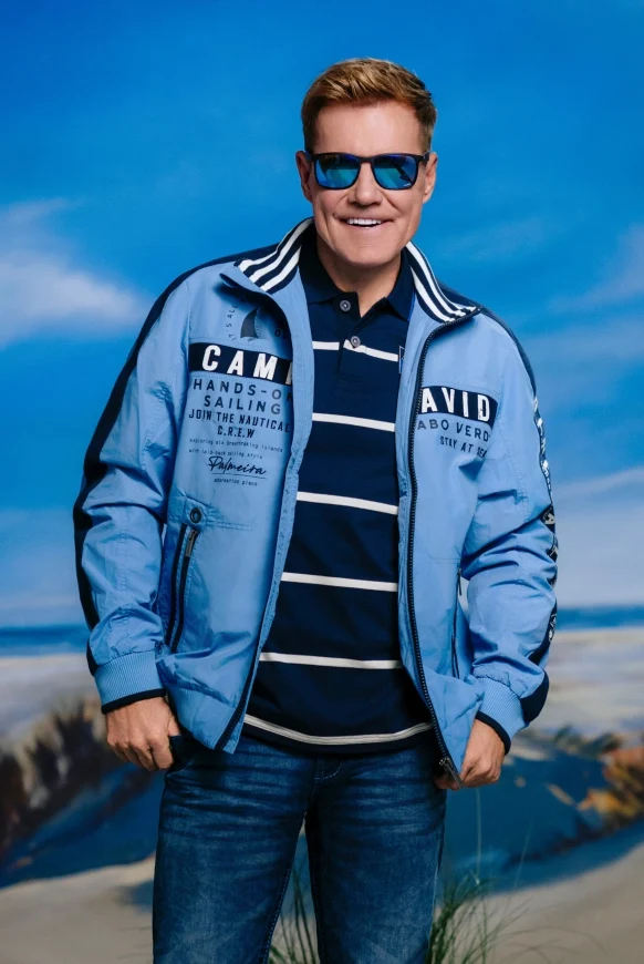 CAMP DAVID Kurzarmpolo mit Streifen-Design