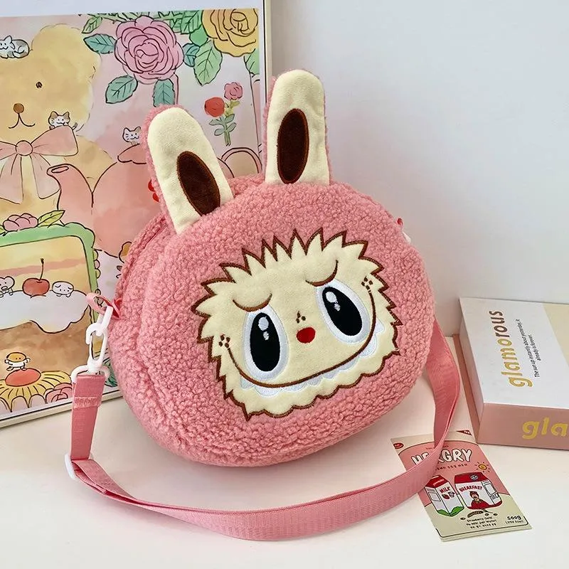 2025 Neue Beliebte Bubble Mart Schräge Umhängetasche Große Kapazität Weiche Haptik Kurzer Plüsch Kinder Schultertaschen Hässlich Niedlich Cartoon Kinder Aufbewahrung Crossbody Tasche rosa